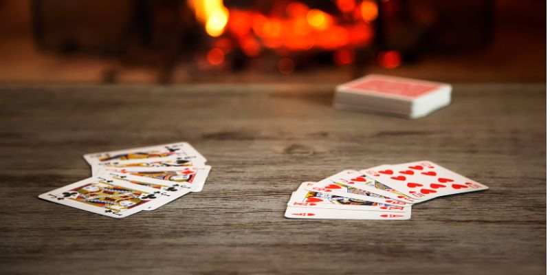 Khám phá game Phỏm Kong88: Luật chơi, mẹo hay và cách thắng lớn 2 Người chơi cần phải nắm được luật đánh và ăn bài